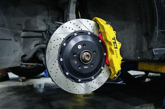 O pistão de TEI Racing BBK P60NS 6 forjou o freio Kit For Audi A6 do compasso de calibre das dois-partes parte dianteira da roda de 19 polegadas