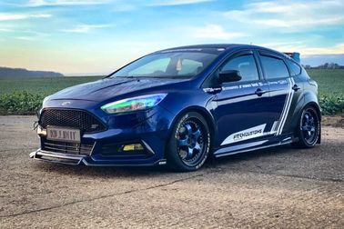 comprar Kit de freios BBK Compatível com Ford Focus ST250 MK3 roda de 18 polegadas 355 * 32mm rotor Fabricação em linha
