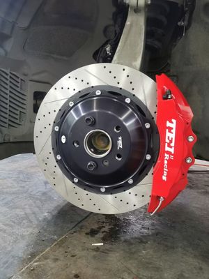 comprar BMW Série 5 G11/G12 X3 G08 X4 G02 X5 TEI Racing 6 Piston Big Brake Kit Para Carros de Desempenho Fabricação em linha